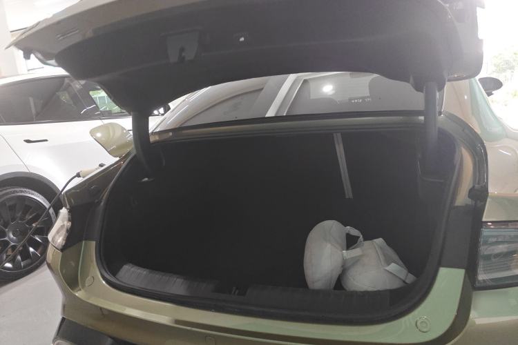 Used Xiaomi Auto SU7 2024 Rear-Drive Ultra-Long Range Advanced Pro-Level Intelligent Driving Version Trunk