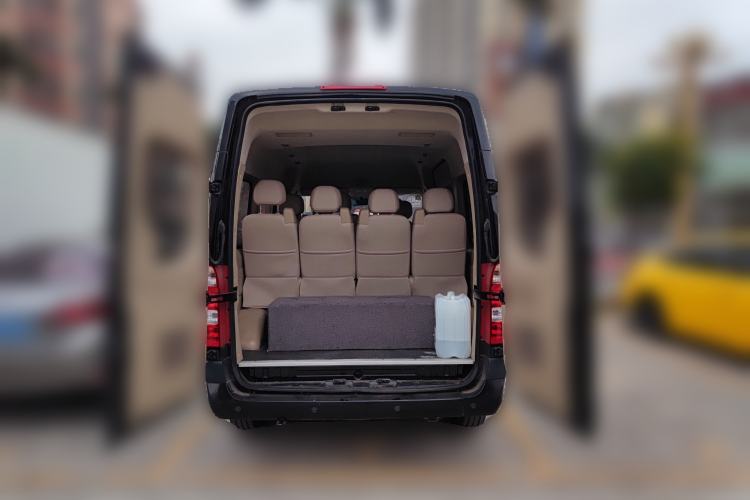 Used Foton Toano 2022 2.0T Manual Urban Edition Short Wheelbase Mid-Height Design Rear Single Tire 5/6/9-Seater Configuration 4F20TC3 Trunk