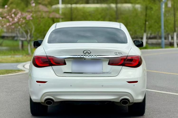 Used Infiniti Q70 2015 Q70L 2.5L Elite Edition Exterior 5