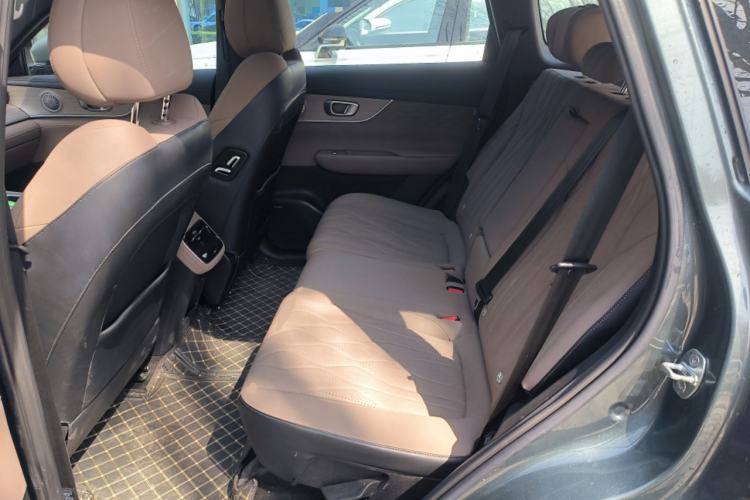 Used Chery Tiggo 8 PLUS 2025 290TGDI DCT Luxury 5-Seater