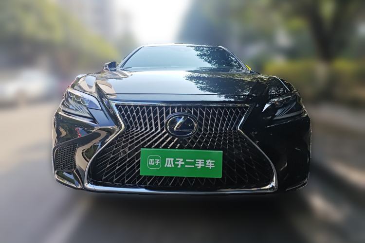 Used Lexus LS 2018 500h Executive Edition China V Standard