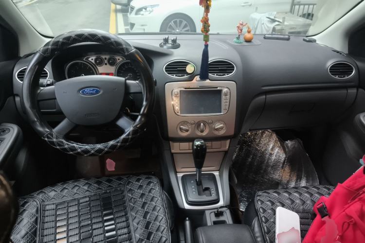 Used Ford Focus 2013 Hatchback Classic 1.8L Automatic Base Model
