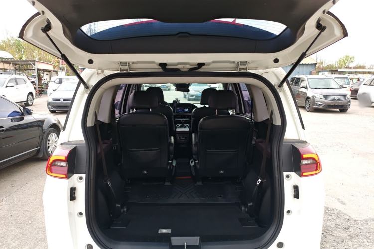 Used GAC Trumpchi M6 2021 PRO 270T DCT Luxury Edition
