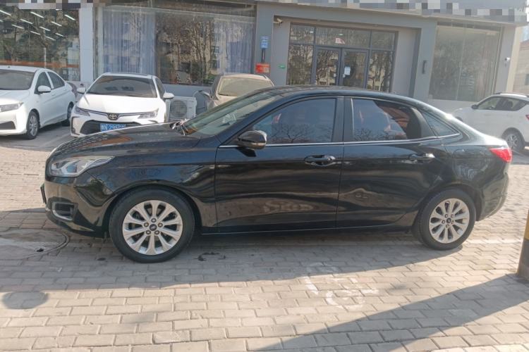 Used Ford Escort 2015 1.5L Automatic Fashion Model