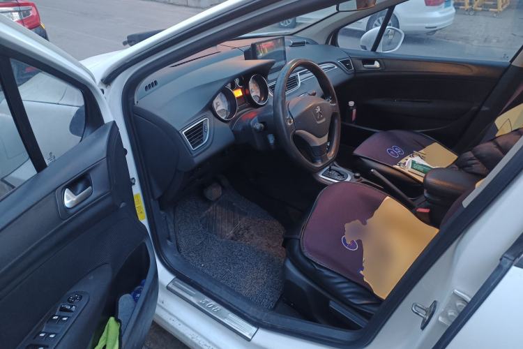 Used Peugeot 308 2013 1.6L Automatic YouShang Model Driver Seat