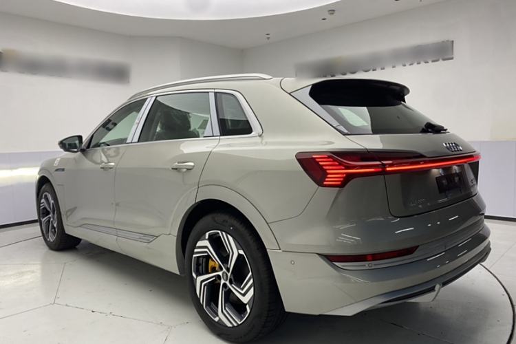 Used Audi e-tron 2021 50 quattro Prestige Edition
