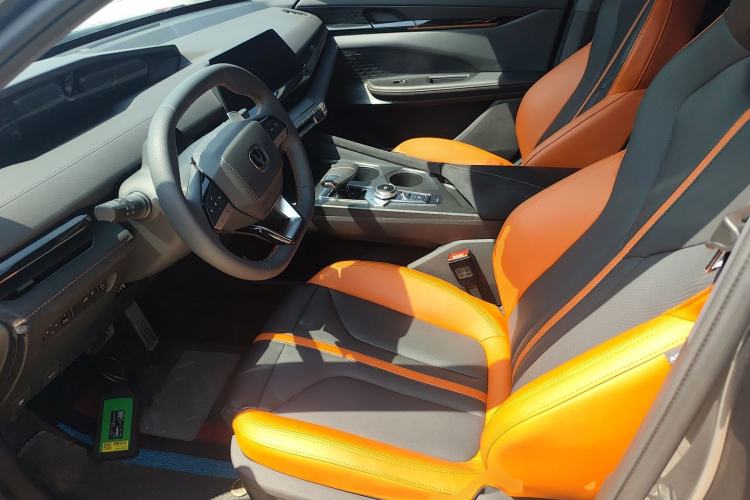 Used CHANGAN UNI-V 2024 1.5T Prestige Sport Edition
