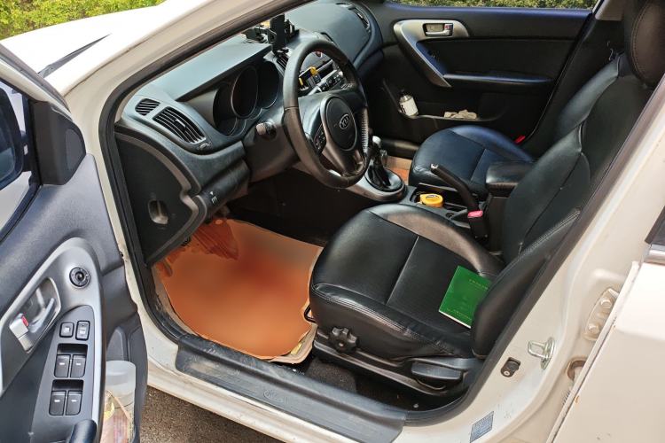 Used Kia Forte 2011 1.6L MT GLS