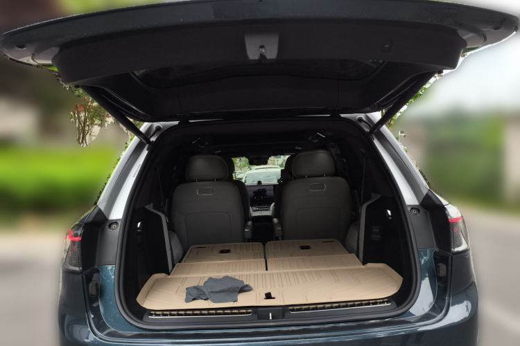 Used Hima AITO M9 2024 All-Electric Max Version 100 kWh 6-Seater