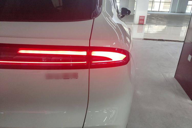 Used Baojun Yunhai 2024 140km Plug-in Hybrid Version Exterior 6