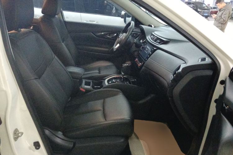 Used Nissan X-Trail 2019 2.0L CVT Smart Connect Comfort Edition 2WD