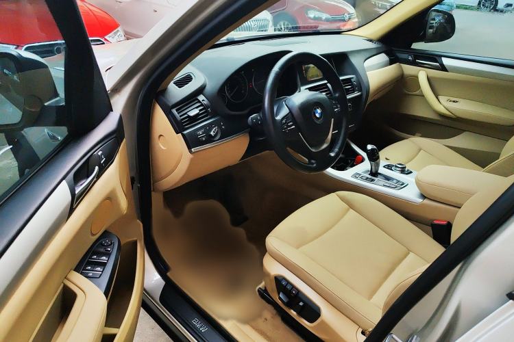 Used BMW X3 2014 xDrive20i Leading Model