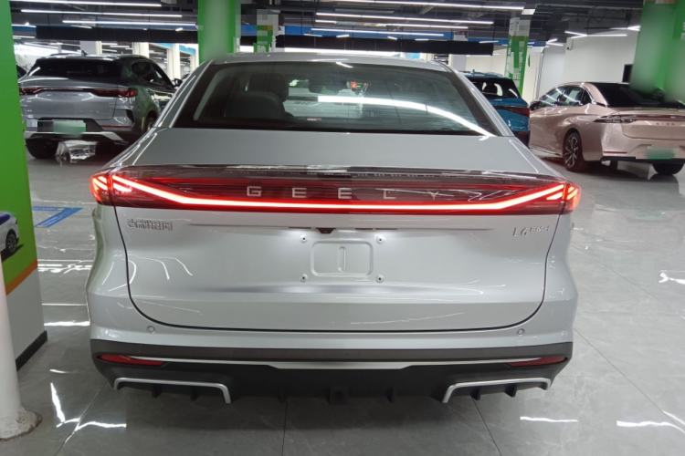 Used Geely Galaxy L6 2025 EM-i 140km Starship Edition Rear