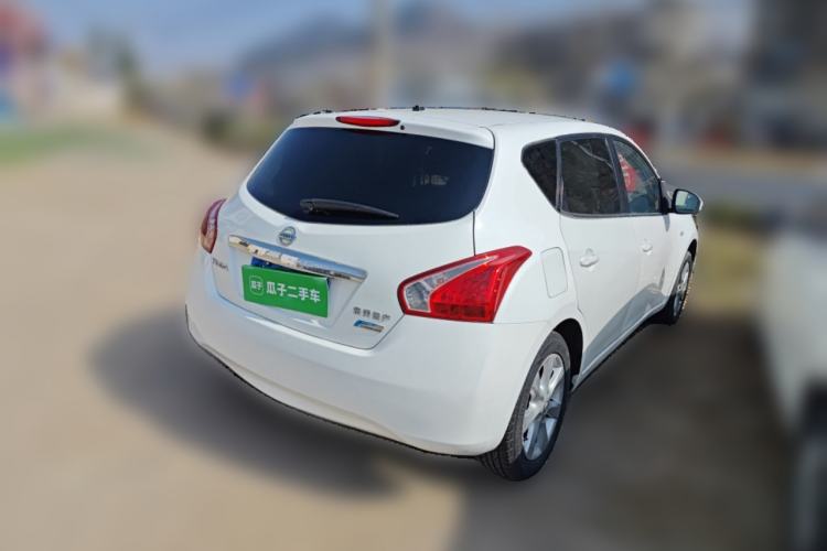 Used Nissan Tiida 2011 1.6L CVT Smart Version
