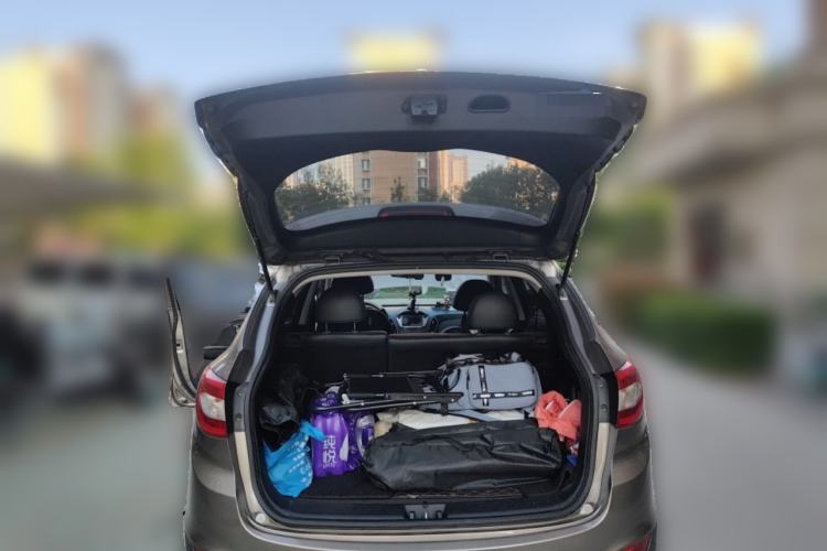 Used Hyundai ix35 2015 2.0L Automatic 2WD Smart Version China V Standard Trunk