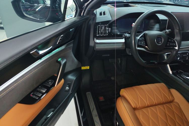 Used BYD Tang New Energy 2022 DM-p 215KM Four-Wheel Drive Flagship Model