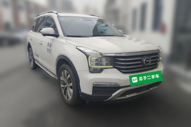 Used GAC Trumpchi GS8 2017 320T Two-Wheel Drive Luxury Smart Connectivity Version (7 Seats) Front Right 45 Deg