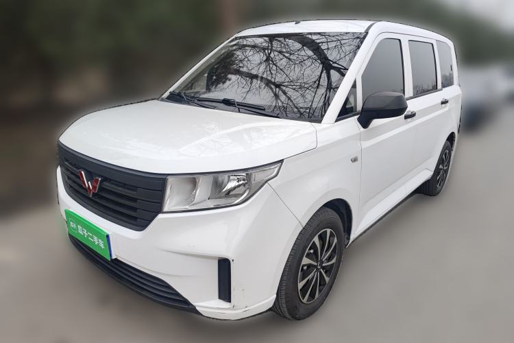 Used Wuling Hongguang PLUS 2020 1.5L Manual Standard Edition 5 Seats