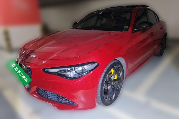 Used Alfa Romeo Giulia 2019 2.0T 280HP Luxury Edition