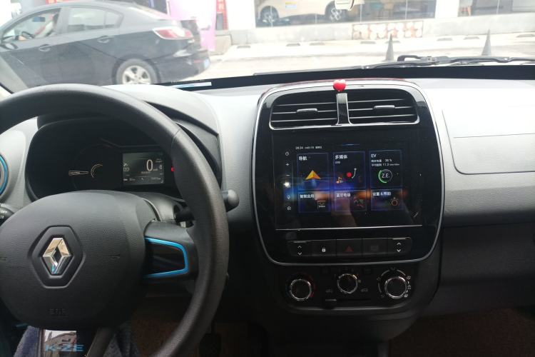 Used Renault E-Nuo 2019 e-Intelligent Model Center Console