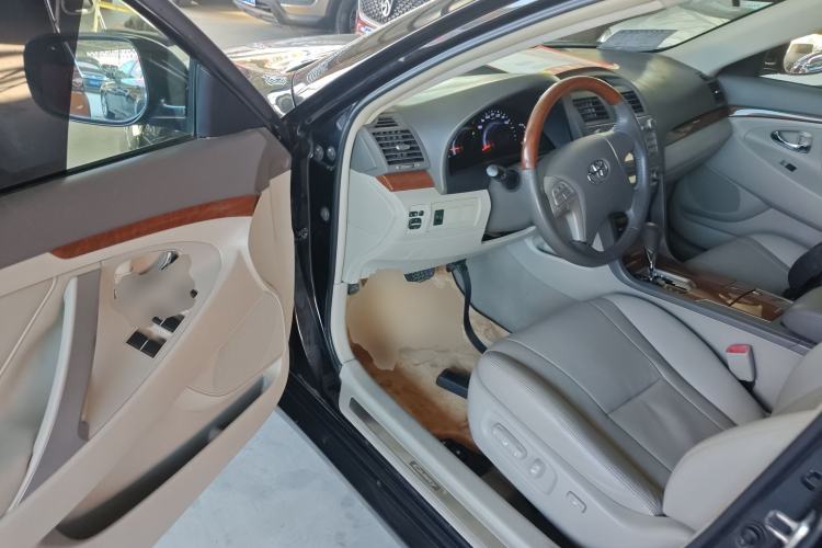 Used Toyota Camry 2013 200G Classic Luxury Edition
