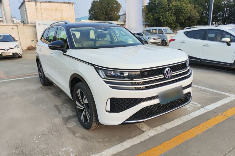 Used Volkswagen Tavendor 2024 380TSI All-Wheel Drive R-Line Cruise Edition