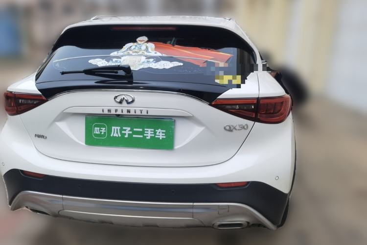 Used Infiniti QX30 2017 2.0T Four-Wheel Drive Fashion Edition
