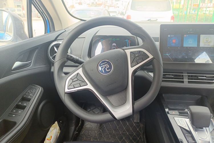 Used BYD Yuan New Energy 2019 EV535 Smart Connect Trendsetting Model Steering Wheel