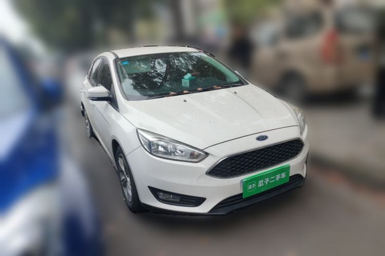 Used Ford Focus 2017 Hatchback 1.6L Automatic Comfort Plus SmartDrive Edition Front Right 45 Deg
