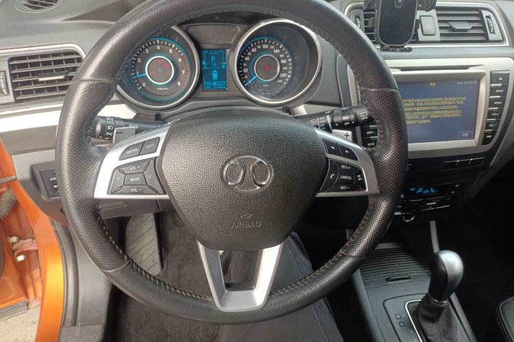 Used BAIC Senova X65 2015 2.0T Automatic Elite Model
