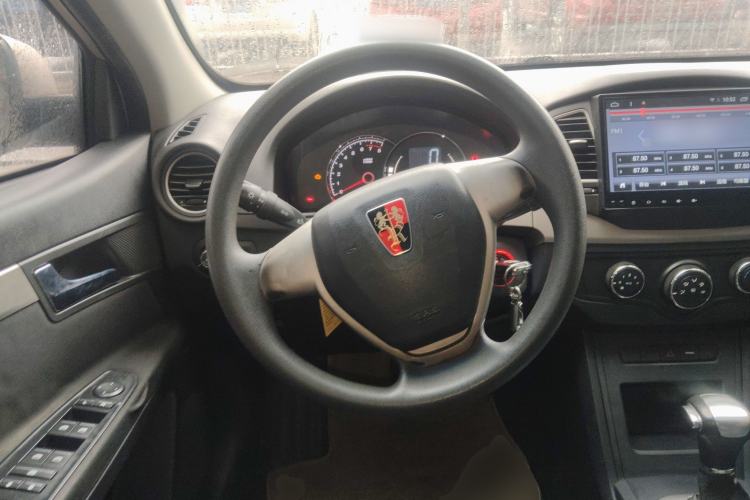 Used Roewe 350 2015 1.5L Automatic Luxury Sunroof Edition