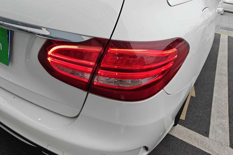 Used Mercedes-Benz C-Class 2017 Facelift C 200 Station Wagon