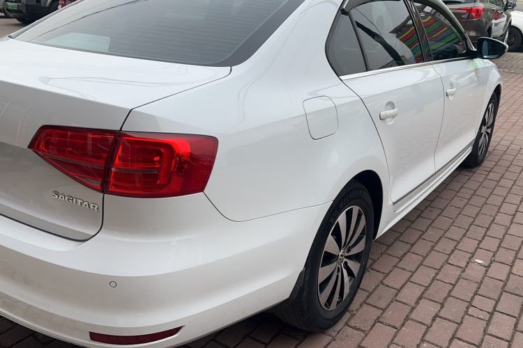 Used Volkswagen Sagitar 2017 230TSI Automatic Comfort Version