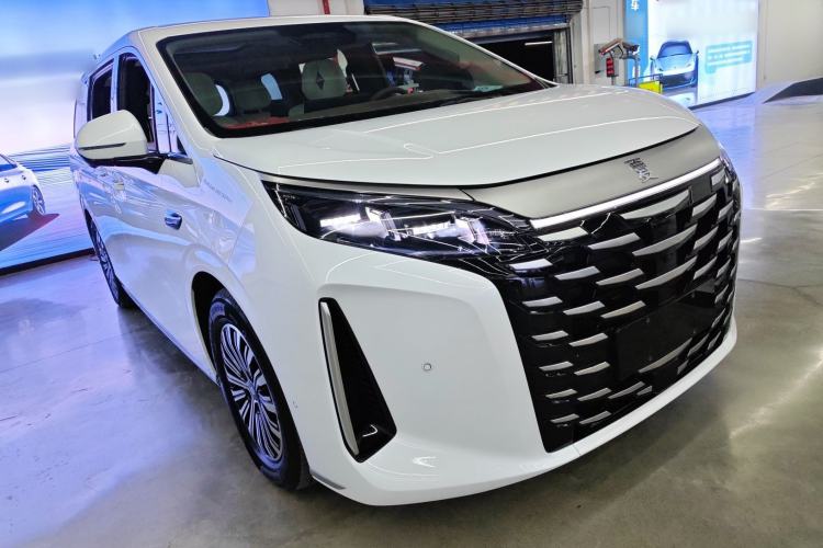 Used BYD Xia 2025 DM-i 1.5T 180km Excellence Model