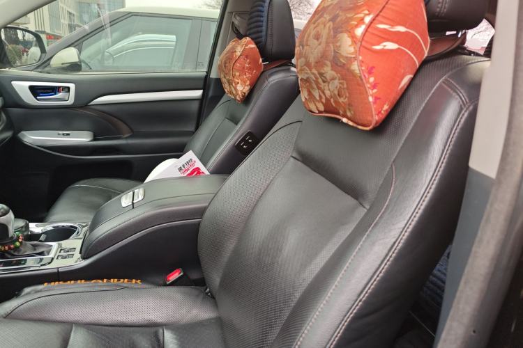 Used Toyota Highlander 2017 2.0T Four-Wheel Drive Luxury Edition 7 Seats