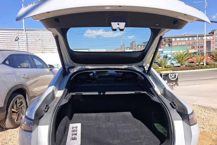 Used Baojun Enjoy 2025 Plug-in Hybrid 140km Luxury Edition
