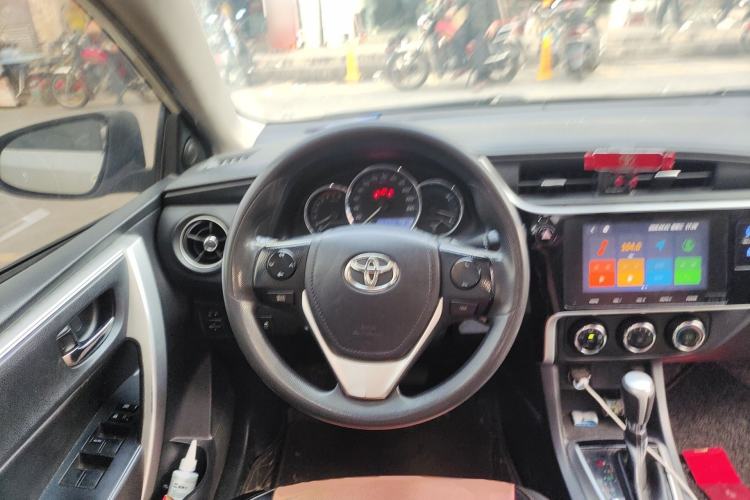 Used Toyota Levin 2017 Revised 185T CVT Elite Edition China V Standard Steering Wheel