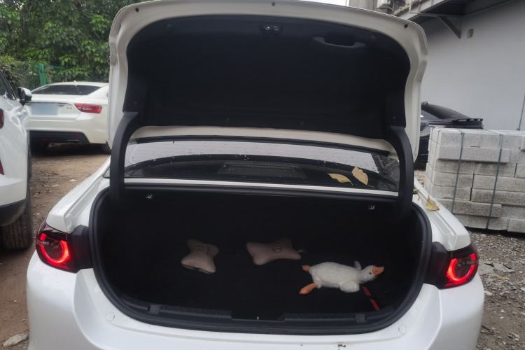 Used Mazda 3 Axela 2023 2.0L Automatic Zhiyao Edition
