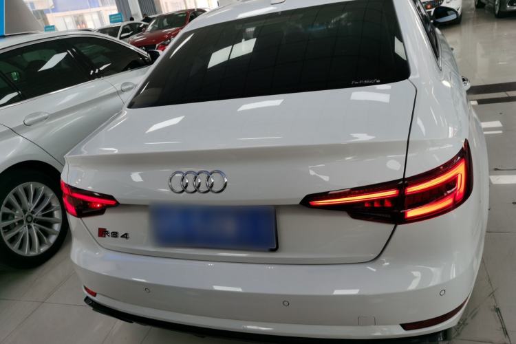 Used Audi A4L 2018 30th Anniversary Edition 40 TFSI Trendy Model
