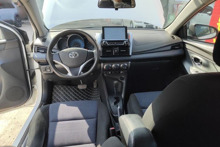 Used Toyota YARiS L Zhi Xuan 2015 1.5E Automatic Charm Edition