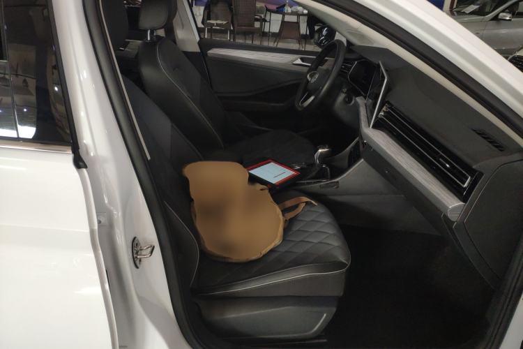 Used Volkswagen Sagitar 2023 280TSI DSG Excellence Edition Right Front Seat