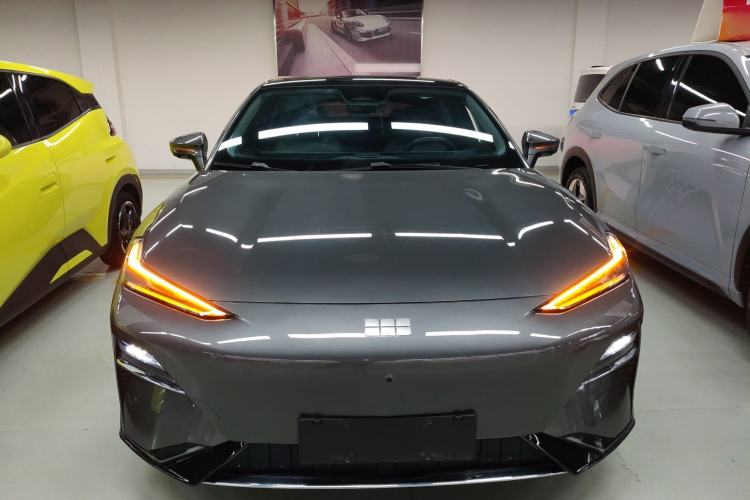 Used Geely Galaxy E8 2024 550 km Range Rear-Drive Dragon Edition