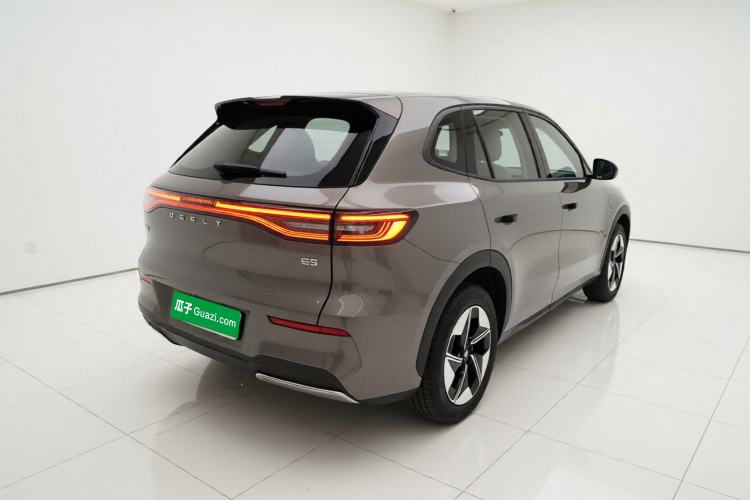Used Geely Galaxy E5 2026 Model 530km Launch Edition Rear Right 45 Deg