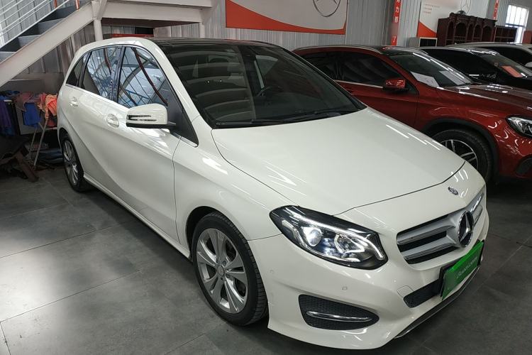 Used Mercedes-Benz B-Class 2015 B 200 Fashion Model
