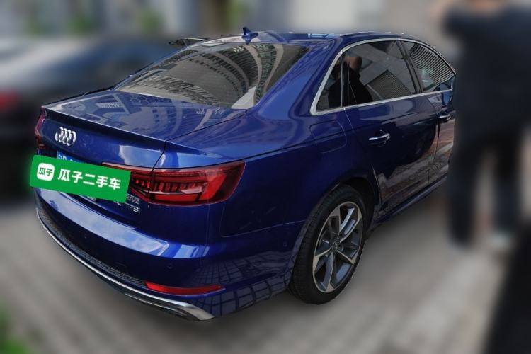Used Audi A4L 2019 40 TFSI Fashion Edition China VI Emission Standard Rear Right 45 Deg