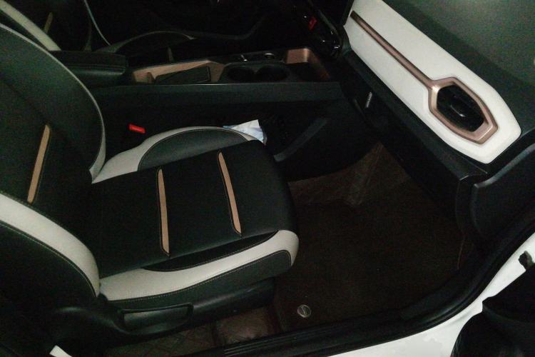 Used SOL E10X 2021 302 km Range Luxury Version 31.4 kWh