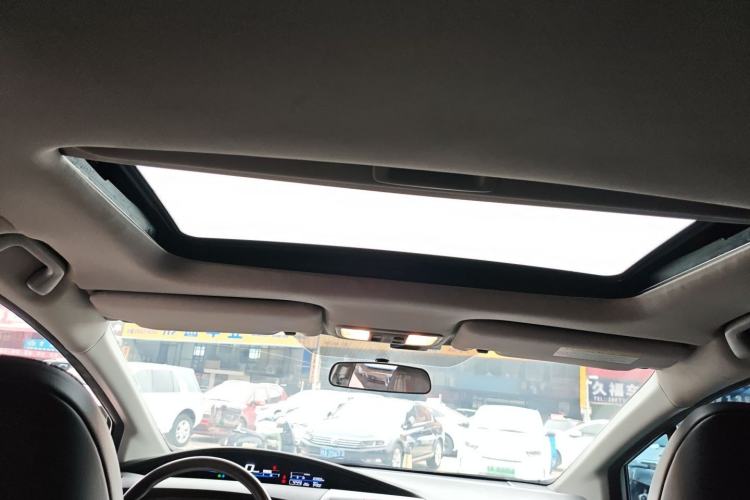 Used Honda Jade 2014 1.8L Automatic Comfort Elite Version 5 Seats
