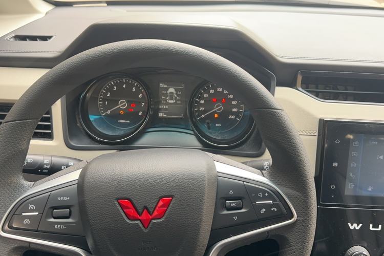 Used Wuling Zhengcheng 2021 1.5T Manual Luxury Version
