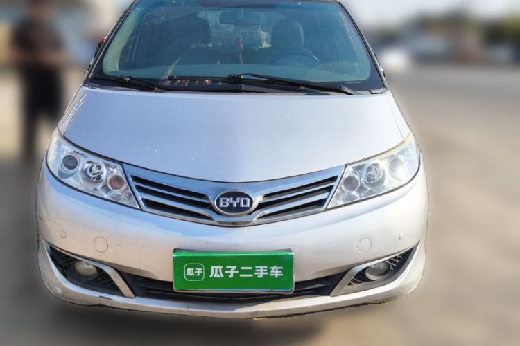 Used BYD M6 2013 2.4L Manual Luxury Model