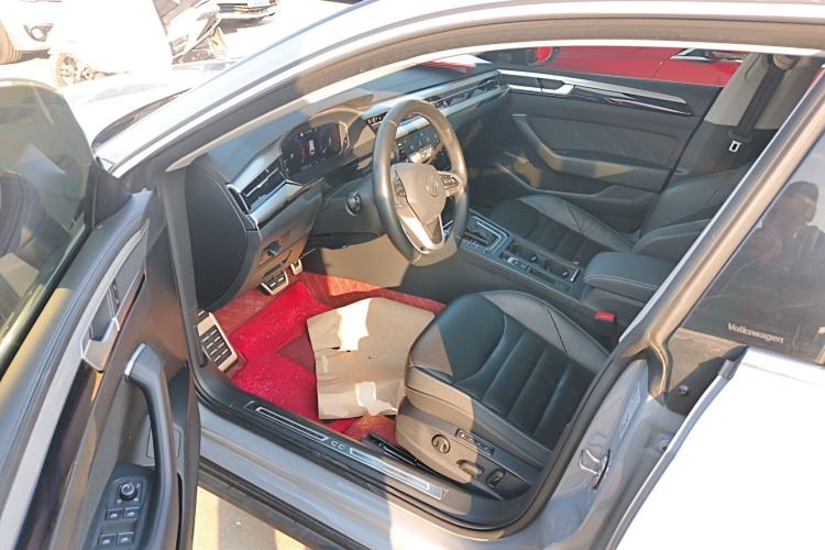 Used Volkswagen FAW-Volkswagen CC 2023 Hunting Vehicle 380TSI Hunter's Heart Edition